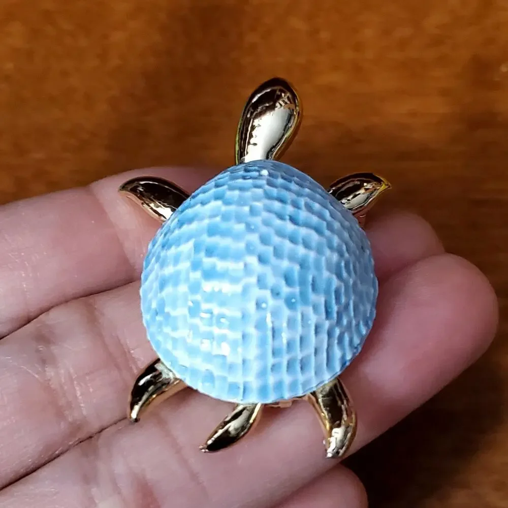 Vintage Gerrys Gold Tone Blue Enamel Turtle Brooch Pin Signed 1.5